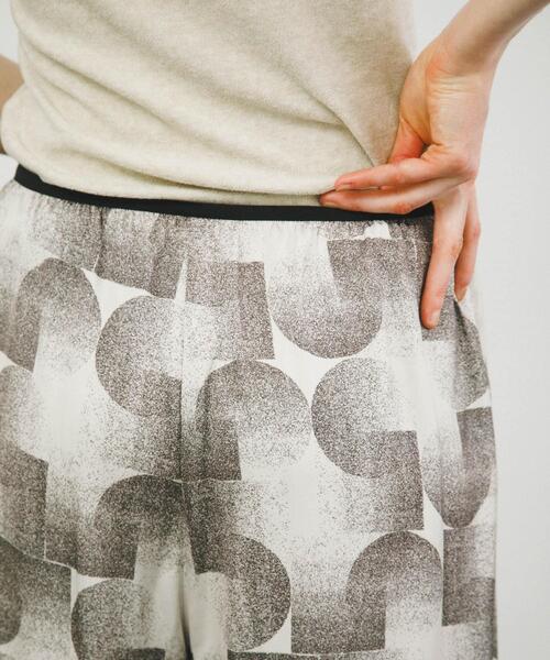 LAATO(ラート)の「drape easy pants(その他パンツ・レディース・その他1・FREE)」の9枚目の写真