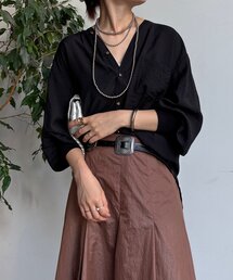 DouDou | 【新色追加】GOLDボタンVVシャツ(シャツ/ブラウス)