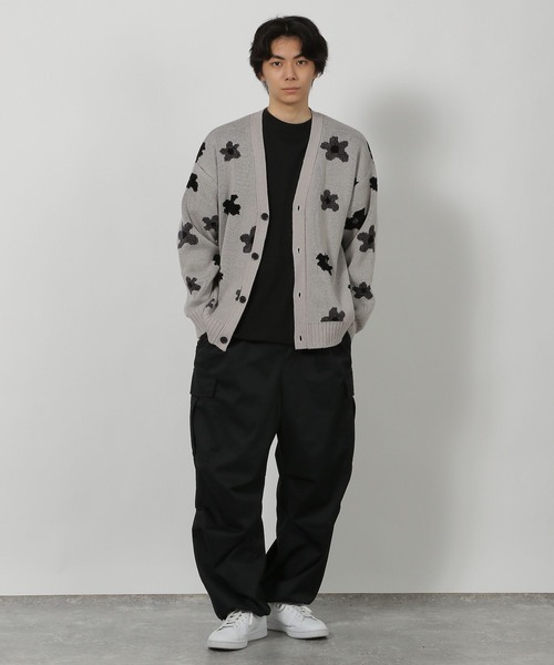 LAKOLE（ラコレ）の「モール花柄ニットカーデ / 587083（カーディガン/ボレロ・メンズ・ブラウン/ブラック/ライトグレー・MEDIUM/LARGE）」の6枚目の写真