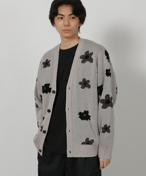 LAKOLE（ラコレ）の「モール花柄ニットカーデ / 587083（カーディガン/ボレロ・メンズ・ブラウン/ブラック/ライトグレー・MEDIUM/LARGE）」の7枚目の写真