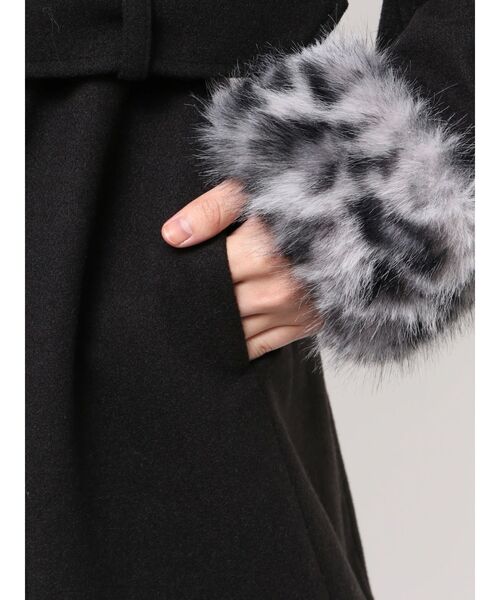 GYDA（ジェイダ）の「ベルト付きタイトファーコート（チェスターコート・レディース・ブラウン/ブラック・FREE）」の14枚目の写真