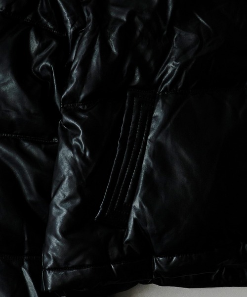 AO2（アオズ）の「faux leather puffer jacket / フェイクレザーダウンジャケット（ダウンジャケット/コート・レディース・グレー/ブラック・FREE）」の4枚目の写真