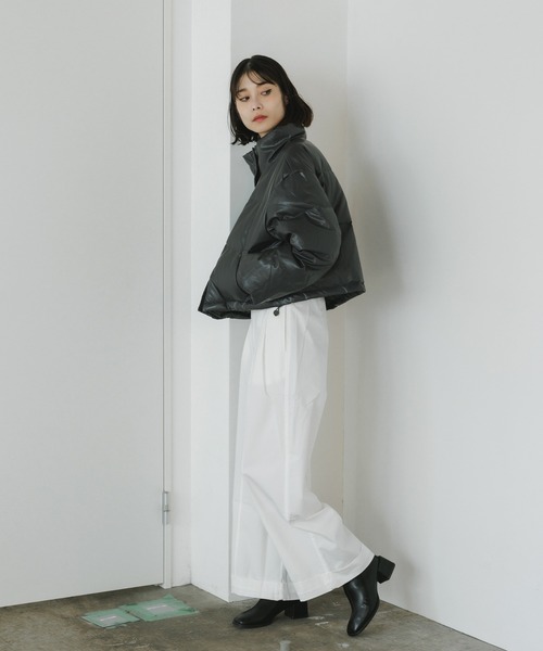 AO2（アオズ）の「faux leather puffer jacket / フェイクレザーダウンジャケット（ダウンジャケット/コート・レディース・グレー/ブラック・FREE）」の14枚目の写真