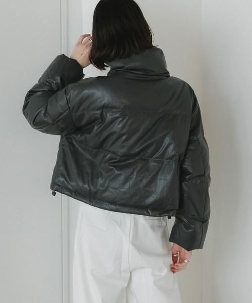 AO2（アオズ）の「faux leather puffer jacket / フェイクレザーダウンジャケット（ダウンジャケット/コート・レディース・グレー/ブラック・FREE）」の12枚目の写真
