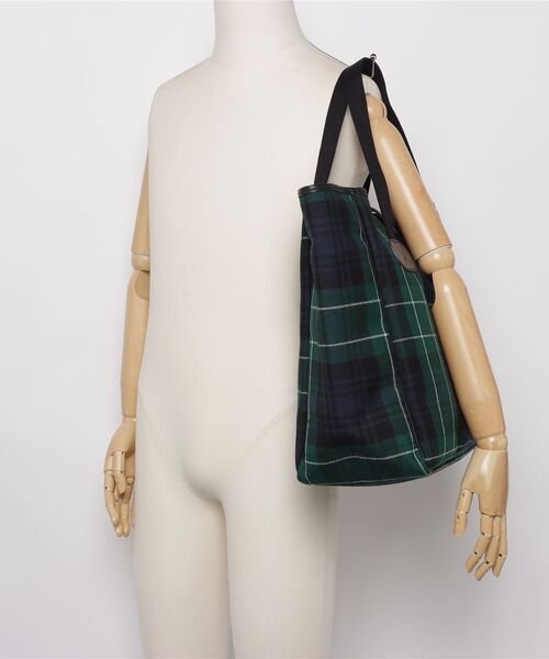 BRILLA per il gusto（ブリッラペルイルグースト）の「BRD S CRYAL LOCH（トートバッグ・メンズ・ダークグリーン・ONE SIZE）」の2枚目の写真