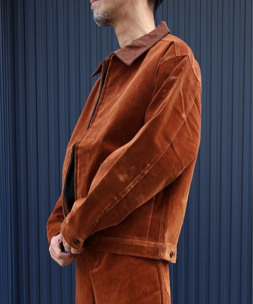 many men many mind(メニーメンメニーマインド)の「MANYMENMANYMINDS / フロッキー加工デニム/PUコーティング加工デニム/ZIPJKT(ミリタリージャケット・メンズ・ブラック系その他/ブラウン/ブラック・LARGE/MEDIUM)」の16枚目の写真