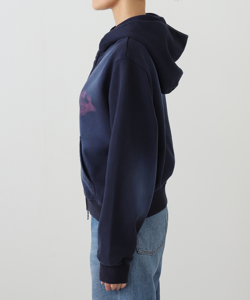 JOINT WORKS（ジョイントワークス）の「タトゥーグラフィック サンフェードフーディー / Tattoo Graphic Sun-faded Hoodie（パーカー・レディース・カーキ/ネイビー/レッド・FREE）」の6枚目の写真