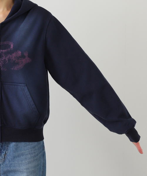 JOINT WORKS（ジョイントワークス）の「タトゥーグラフィック サンフェードフーディー / Tattoo Graphic Sun-faded Hoodie（パーカー・レディース・カーキ/ネイビー/レッド・FREE）」の9枚目の写真