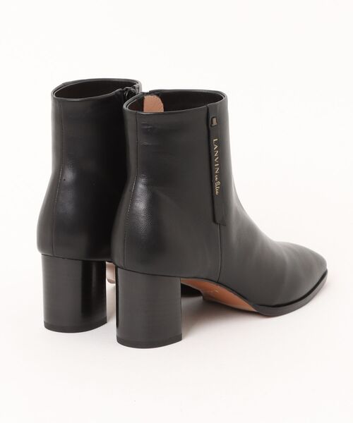 LANVIN en Bleu（ランバンオンブルー）の「スクエアトゥショートブーツ（ブーツ・レディース・ブラック・23.0cm/23.5cm/24.0cm/24.5cm/22.5cm）」の2枚目の写真