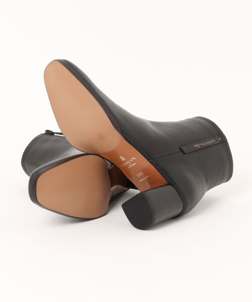 LANVIN en Bleu（ランバンオンブルー）の「スクエアトゥショートブーツ（ブーツ・レディース・ブラック・23.0cm/23.5cm/24.0cm/24.5cm/22.5cm）」の3枚目の写真