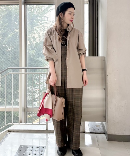 Green　Parks（グリーンパークス）の「イージーケア袖シャーリングシャツ（シャツ/ブラウス・レディース・ベージュ/チャコールグレー/ブラウン/グリーン/サックスブルー・FREE）」の6枚目の写真