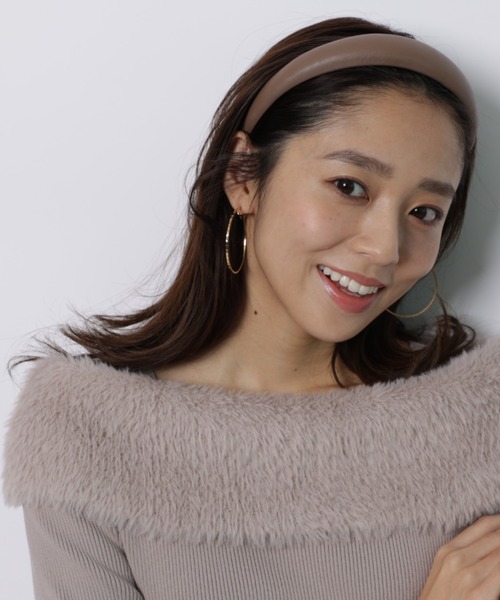 ファーリーオフショルニット（ニット/セーター）｜JUSGLITTY（ジャス