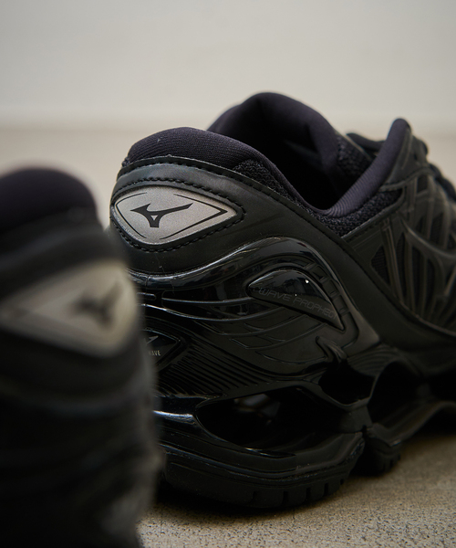 MIZUNO(ミズノ )の「MIZUNO / ミズノ WAVE PROPHECY LS(スニーカー・メンズ・ブラック・26cm/26.5cm/27cm/27.5cm/28cm)」の5枚目の写真