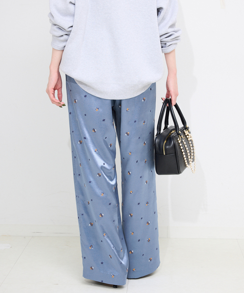 flowerサテンストレートイージーパンツ（その他パンツ）｜SLOBE IENA