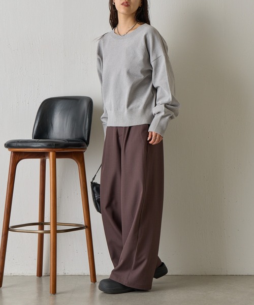 COLONY 2139（コロニートゥーワンスリーナイン）の「ベロアモールクループルオーバー（ニット/セーター・レディース・ブラック/レッド/グレー/ブルー/ベージュ・FREE）」の9枚目の写真