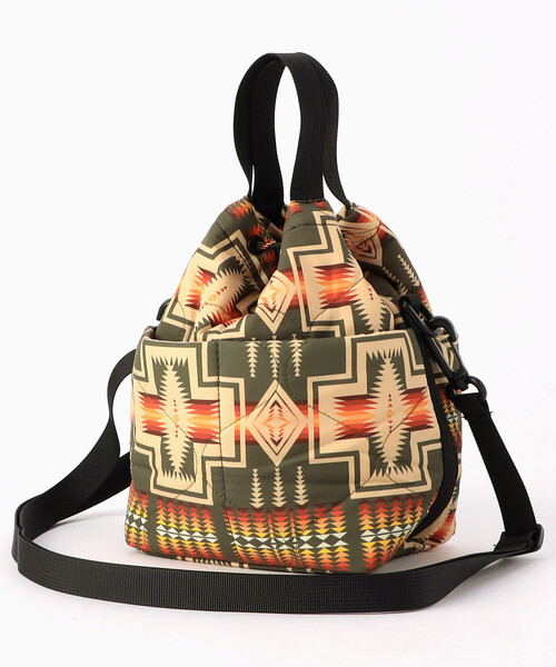 PENDLETON（ペンドルトン）の「KiU/キウ PNDLTN_PADDED POCKETFUL MINI BAG パデッドポケッタフルミニバッグ（ショルダーバッグ・メンズ・オリーブ/ネイビー・ONE SIZE）」の13枚目の写真