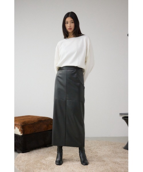 AZUL by moussy(アズールバイマウジー)の「コクーンカットロングスリーブトップス(Tシャツ/カットソー・レディース・オフホワイト/チャコールグレー/ブラック/ブラウン・FREE)」の14枚目の写真