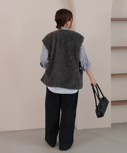 JOURNAL STANDARD（ジャーナルスタンダード）の「Sheep Like Fur クルーネックベスト（その他アウター・レディース・ブラウン/グレー・FREE）」の17枚目の写真