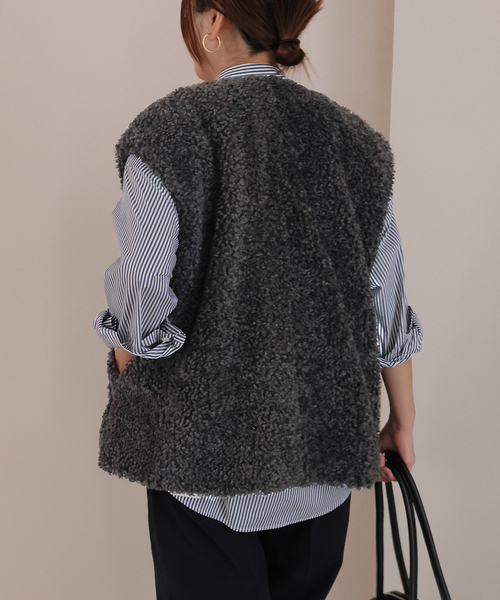JOURNAL STANDARD（ジャーナルスタンダード）の「Sheep Like Fur クルーネックベスト（その他アウター・レディース・ブラウン/グレー・FREE）」の16枚目の写真