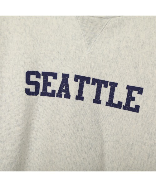 Champion(チャンピオン)の「チャンピオン RW CREW NECK SWEATSHIRT_(スウェット・レディース・ダークグレー/ホワイト・M/L)」の3枚目の写真