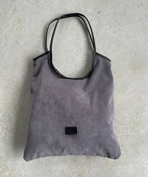 210nouve（トゥージュヌーブ）の「コーデュロイ パイピング ショルダーバッグ（ショルダーバッグ・レディース・グレー/ブラック/アイボリー/ブラウン・FREE）」の14枚目の写真