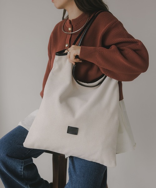 210nouve（トゥージュヌーブ）の「コーデュロイ パイピング ショルダーバッグ（ショルダーバッグ・レディース・グレー/ブラック/アイボリー/ブラウン・FREE）」の16枚目の写真