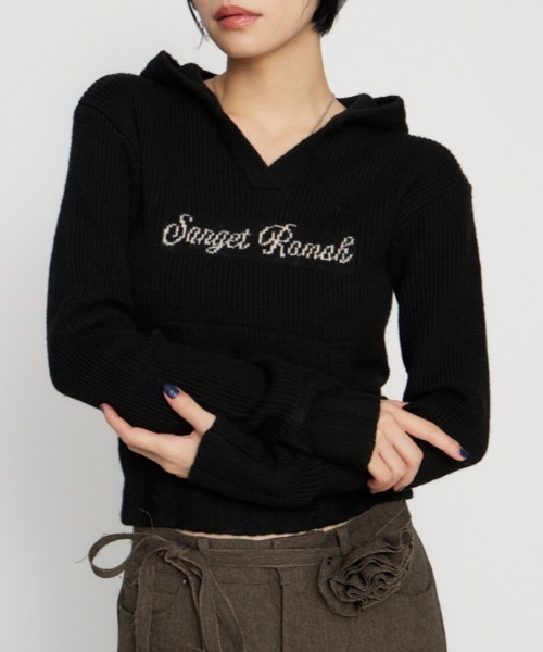 LAGUA GEM（ラグアジェム）の「JACQUARD HOODIE KNIT トップス（ニット/セーター・レディース・バーガンディー/杢グレー/アイボリー/ブラック・FREE）」の3枚目の写真