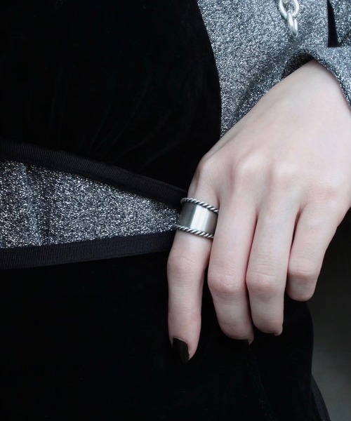 Soierie(ソワリー)の「ツイスト ショート リング / Twist short ring(リング・レディース・シルバー・FREE)」の3枚目の写真