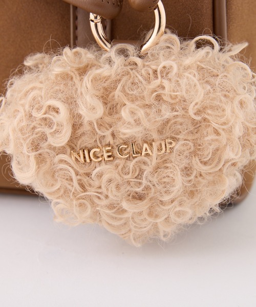 one after another NICE CLAUP（ワンアフターアナザーナイスクラップ）の「ハートチャーム付きミニボストンバッグ（ボストンバッグ・レディース・アイボリー/ブラウン系その他/キャメル・FREE）」の8枚目の写真