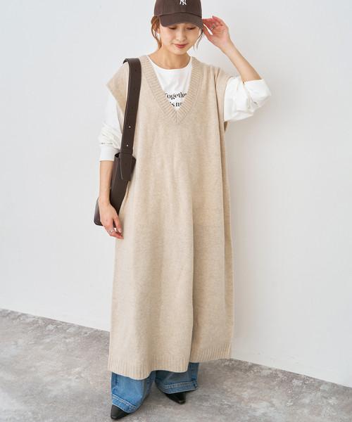 Spick & Span（スピックアンドスパン）の「ニットベストワンピース（ワンピース・レディース・チャコールグレー/ベージュ・FREE）」の2枚目の写真