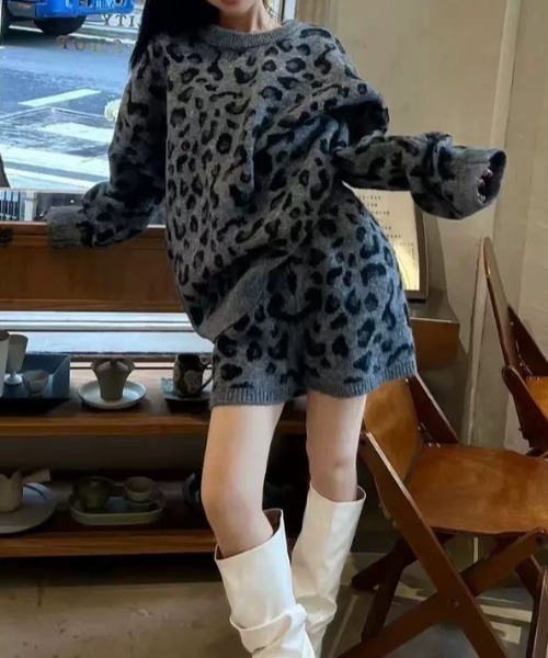 セール】【上下2点セット】ヒョウ柄ビッグシルエットスニットプル
