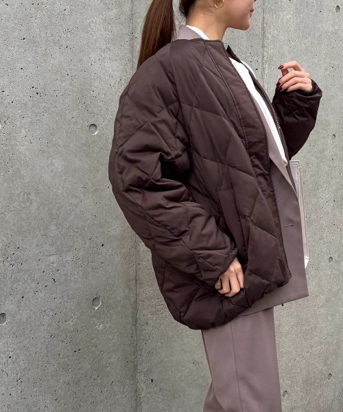 12Twelve Agenda（トゥエルブ　アジェンダ）の「ストレッチタフタノーカラーダウンコート（ダウンジャケット/コート・レディース・ブラウン/ライトグレー・M）」の10枚目の写真