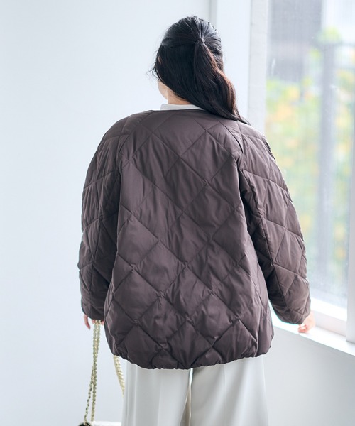 12Twelve Agenda（トゥエルブ　アジェンダ）の「ストレッチタフタノーカラーダウンコート（ダウンジャケット/コート・レディース・ブラウン/ライトグレー・M）」の5枚目の写真