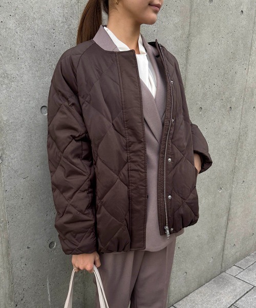 12Twelve Agenda（トゥエルブ　アジェンダ）の「ストレッチタフタノーカラーダウンコート（ダウンジャケット/コート・レディース・ブラウン/ライトグレー・M）」の9枚目の写真