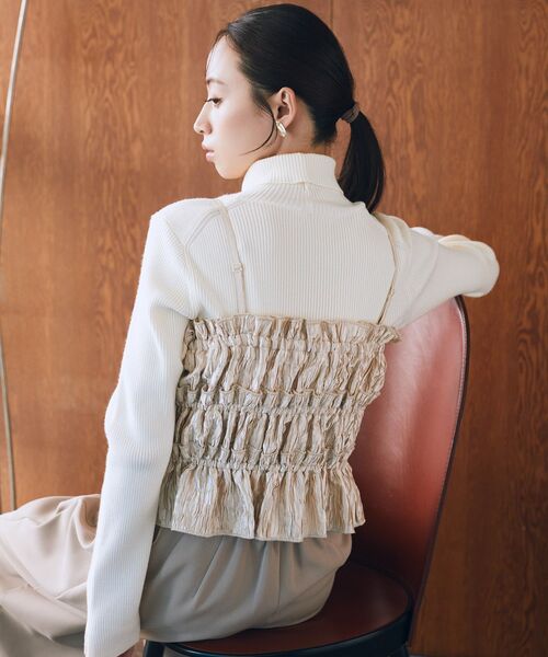 earth music&ecology（アースミュージックアンドエコロジー）の「シャーリングビスチェ（ベスト・レディース・アイボリー/ブラック/モカ・FREE）」の7枚目の写真