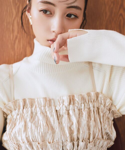 earth music&ecology（アースミュージックアンドエコロジー）の「シャーリングビスチェ（ベスト・レディース・アイボリー/ブラック/モカ・FREE）」の11枚目の写真