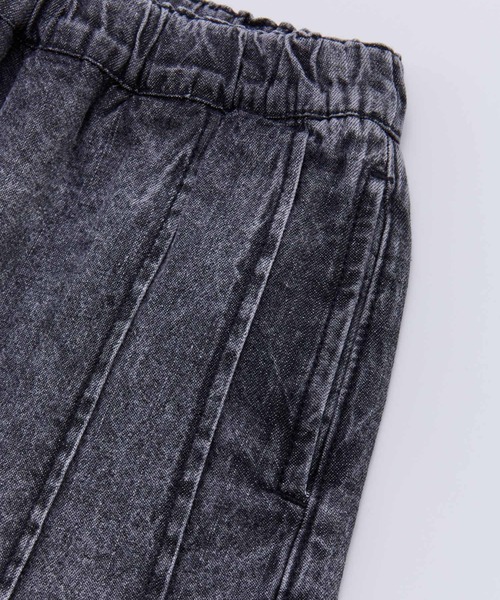 Ocean&Ground(オーシャン&グラウンド)の「デニムプリーツショートパンツ(デニムパンツ・キッズ・ケミカルウォッシュ/ブラック・120/110/100/90/140/130)」の14枚目の写真