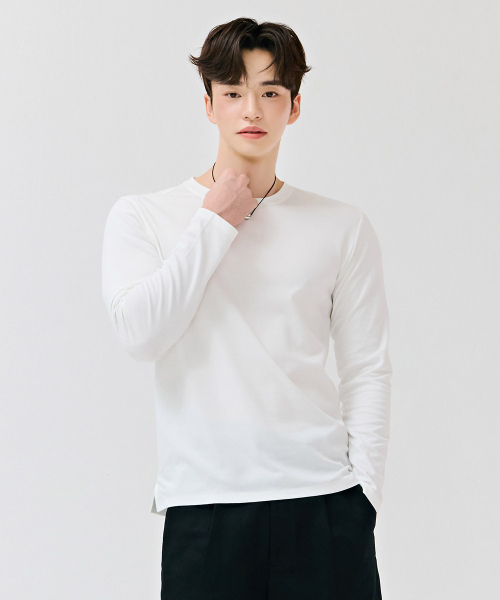 CHASECULT(チェイスカルト)の「男性ベーシック長袖Tシャツ-DEZK5101B01(Tシャツ/カットソー・メンズ・ホワイト・100/110/95/105)」の4枚目の写真