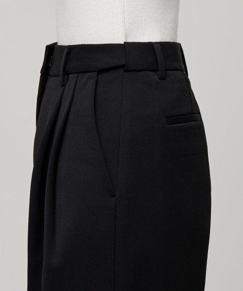 MUSINSA STANDARD WOMAN（ムシンサスタンダードウーマン）の「ウィメンズヘビーウェイト裏起毛ハイウエストワイドヒドゥンバンディングスラックス[ブラック]（スラックス・レディース・その他・34/32/30/31/24/25/26/27/28/29）」の5枚目の写真