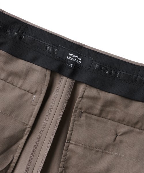 MUSINSA STANDARD WOMAN（ムシンサスタンダードウーマン）の「【クールタンダード】レディースストレート隠しバンディングスラックス【ダスティベージュ】（スラックス・レディース・その他・34/32/30/31/24/25/26/27/28/29）」の6枚目の写真