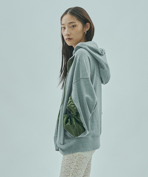 ROSE BUD（ローズバッド）の「(GENE HEAVENS)RE MAKE LIKE ZIP PARKA（パーカー・レディース・ブラック/グレー・ONE SIZE）」の10枚目の写真