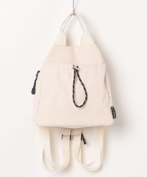 ALTROSE（アルトローズ）の「［ALTROSE/アルトローズ］アニマル レオパード ヒョウ柄 ナイロン 2WAYバッグ リュック ボディバッグ（バックパック/リュック・レディース・レオパード/アイボリー/ブラック/ブラック系その他/グレー・FREE）」の2枚目の写真