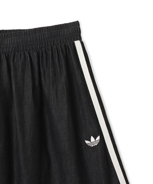 adidas(アディダス)の「adidas SUMMER GLOW DENIM SKIRT / アディダス サマーグロー デニムスカート(スカート・レディース・ブラック・M/S/L)」の3枚目の写真