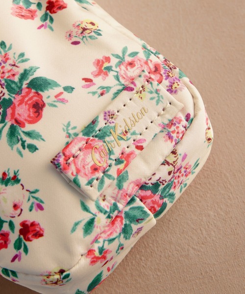 Cath Kidston(キャスキッドソン)の「フォン クロスボディバッグ Icon Bunches(ショルダーバッグ・レディース・その他・FREE)」の3枚目の写真
