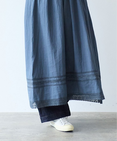 bulle de savon（ビュルデサボン）の「antique lace summer dress（ワンピース・レディース・チャコールグレー/ホワイト・FREE）」の4枚目の写真