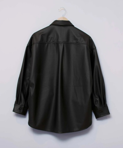 A blends(エイブレンズ)の「A blends フェイクレザーラムスキンCPO(その他アウター・メンズ・ブラック/グレー/ベージュ・LARGE/MEDIUM)」の4枚目の写真