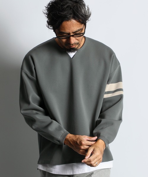The DUFFER of ST.GEORGE（ザダファーオブセントジョージ）の「WASHABLE KEY NECK KNIT：自宅で洗える ウォッシャブル キーネックニット（ニット/セーター・メンズ・ライトグレー/ブラック/ネイビー/アッシュグレー・MEDIUM/X-LARGE/LARGE）」の3枚目の写真