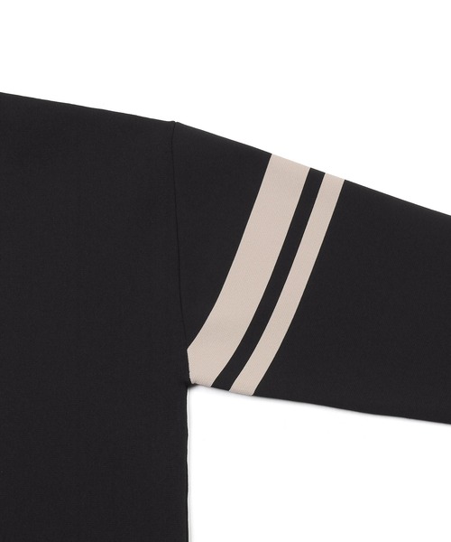 The DUFFER of ST.GEORGE（ザダファーオブセントジョージ）の「WASHABLE KEY NECK KNIT：自宅で洗える ウォッシャブル キーネックニット（ニット/セーター・メンズ・ライトグレー/ブラック/ネイビー/アッシュグレー・MEDIUM/X-LARGE/LARGE）」の8枚目の写真