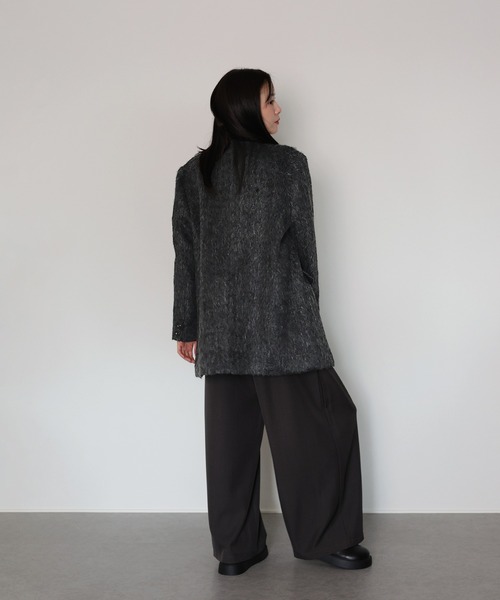 J by blue(ジェイバイブルー)の「シャギーハーフコート(ピーコート・レディース・ブラウン/チャコールグレー・MEDIUM)」の12枚目の写真