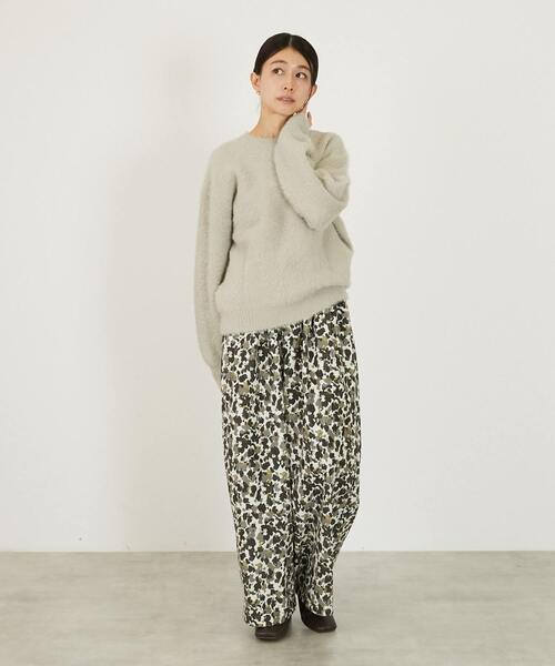 MELROSE claire（メルローズ クレール）の「【ツイルベロアプリントイージーパンツ】（その他パンツ・レディース・ライトベージュ/グレー・3/2）」の12枚目の写真